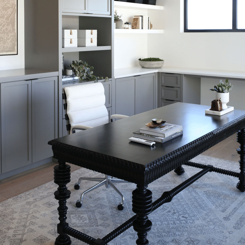 Portuguese Desk