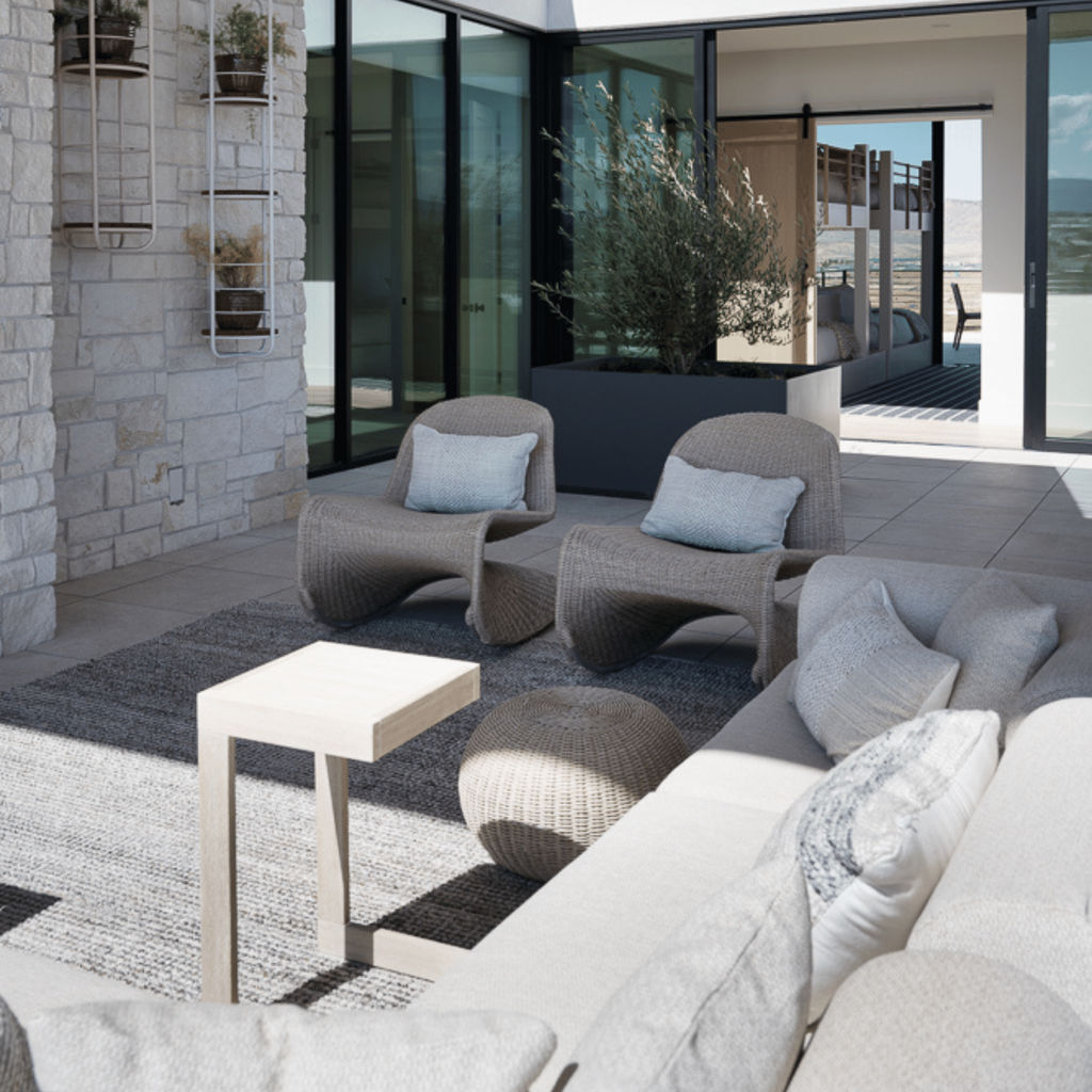 Phoenix Outdoor Stool