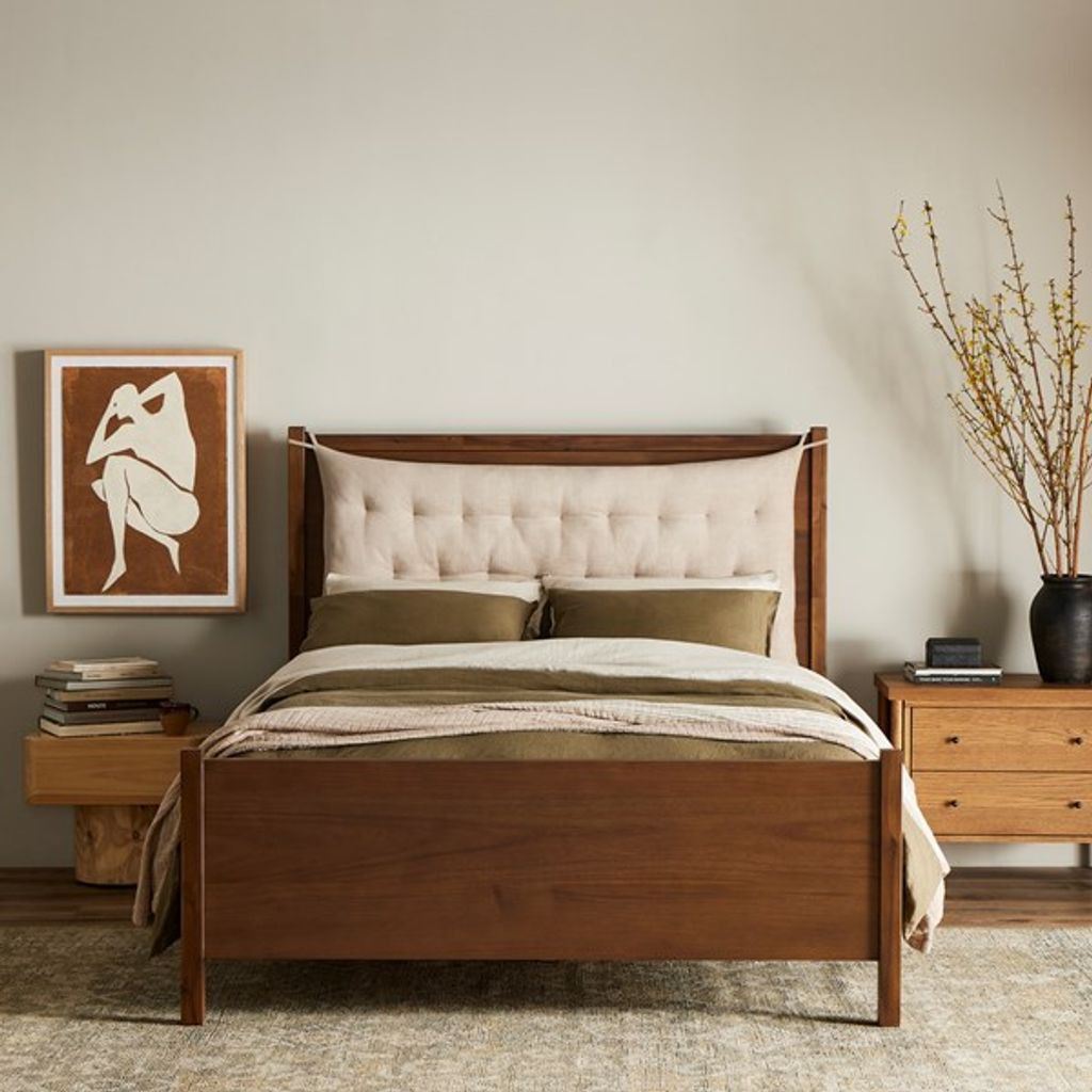 Sullivan King Bed-Harbor Sand