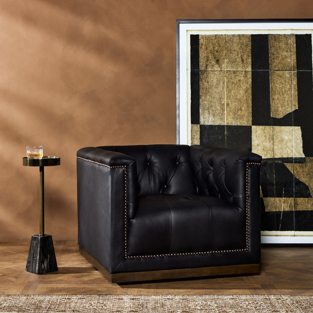 Maxx Swivel Chair, Heirloom Black