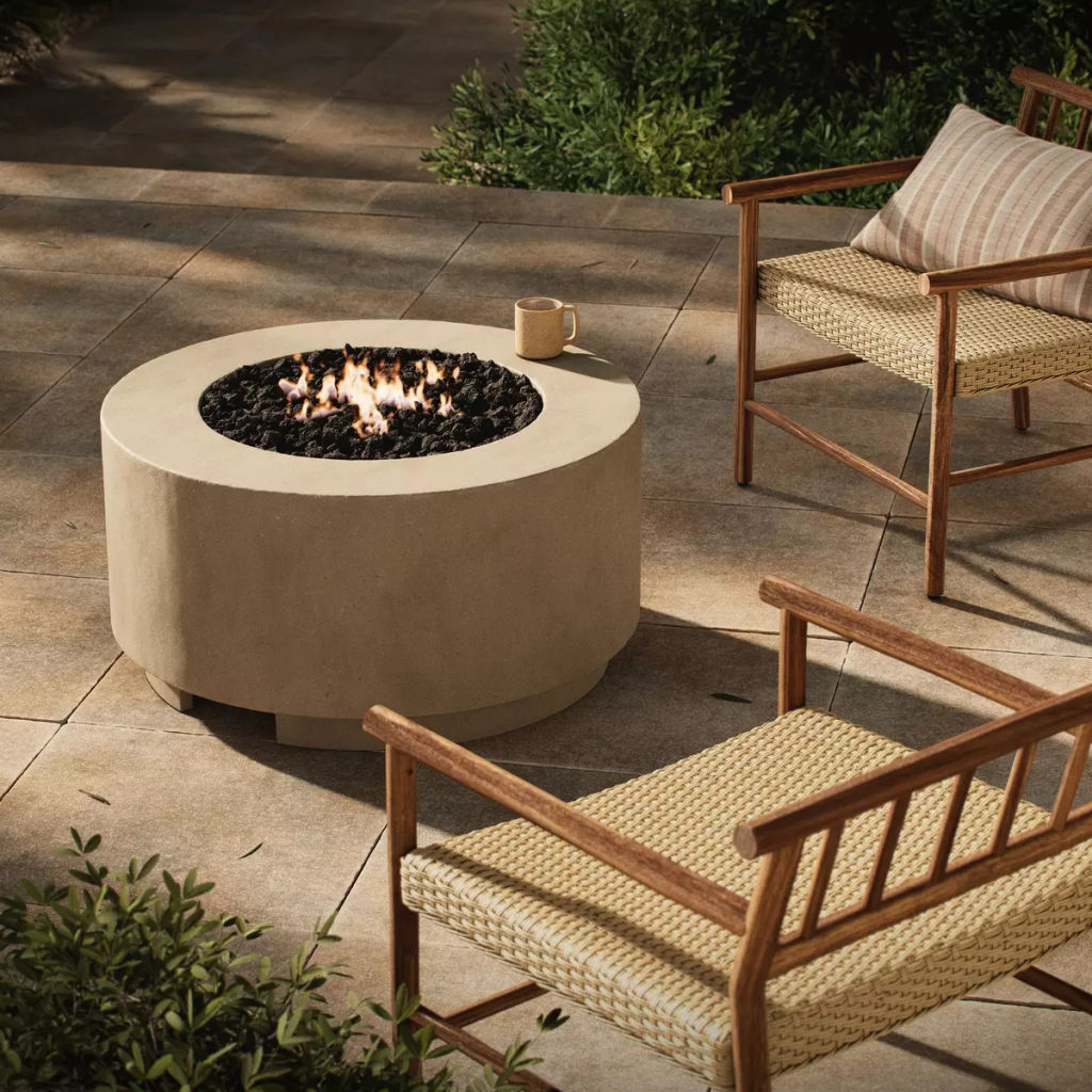 Damian Outdoor Fire Table In Propane Fuel, Natural Concrete