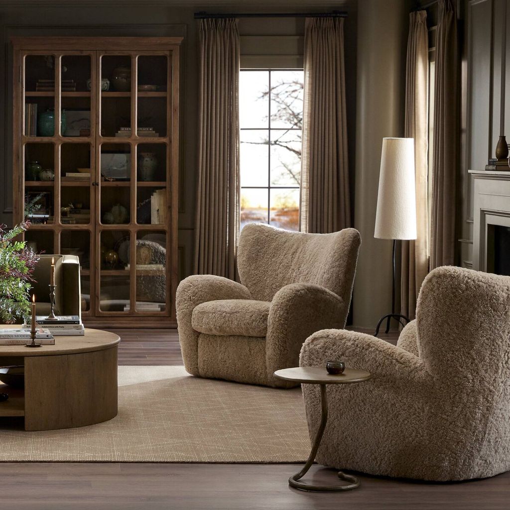 Amelie Chair, Beige Shearling