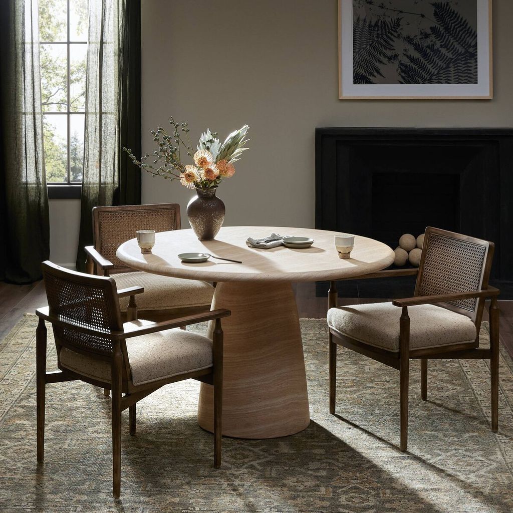 28" Round Dining Table