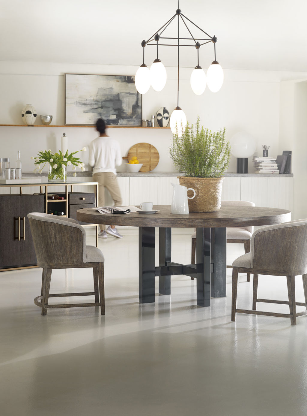 Curata 72In Round Dining Table