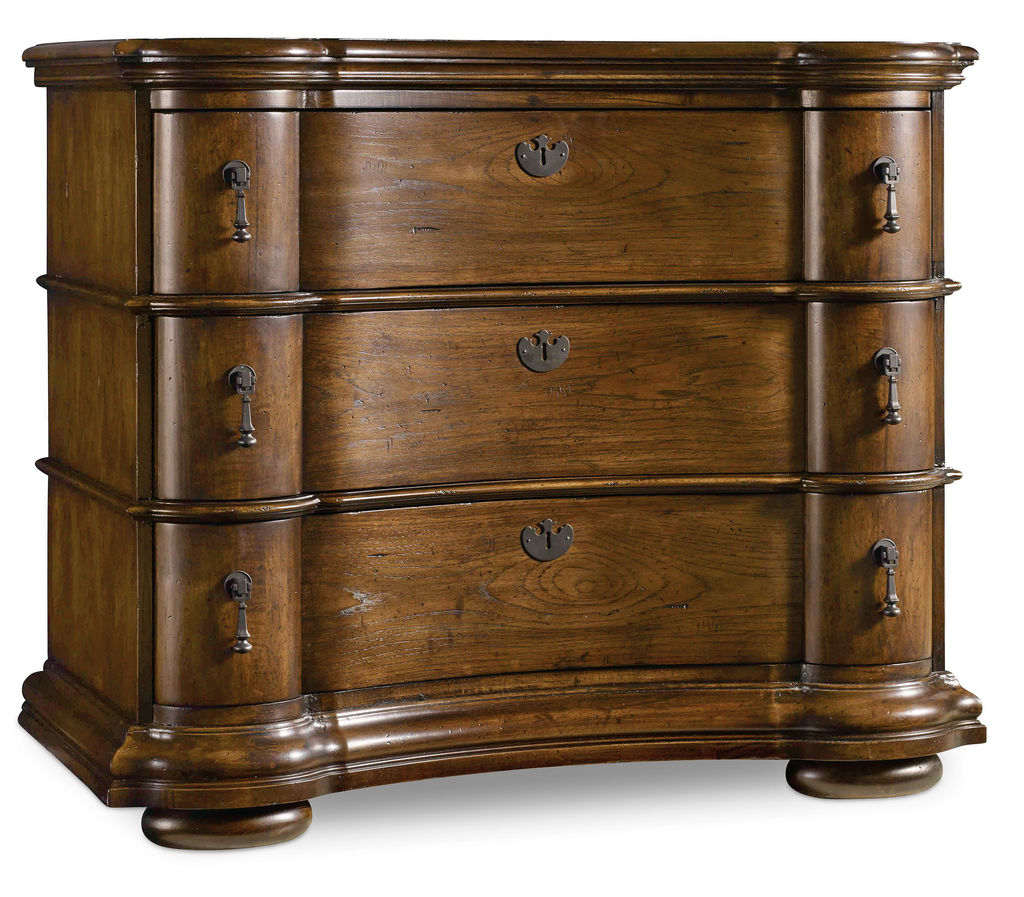 Preview image for Archivist Bachelors Chest