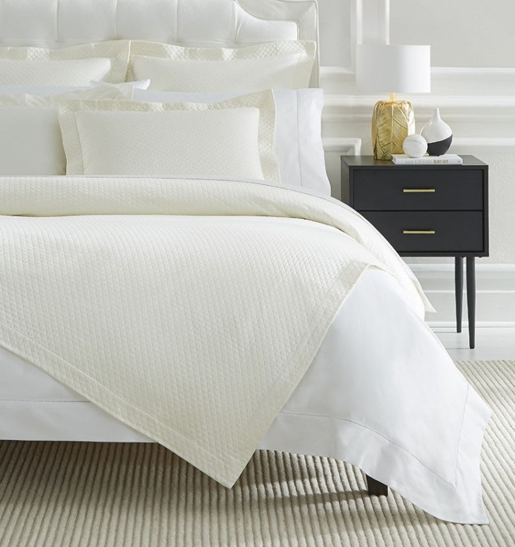 Bari Coverlet King 114X100", White
