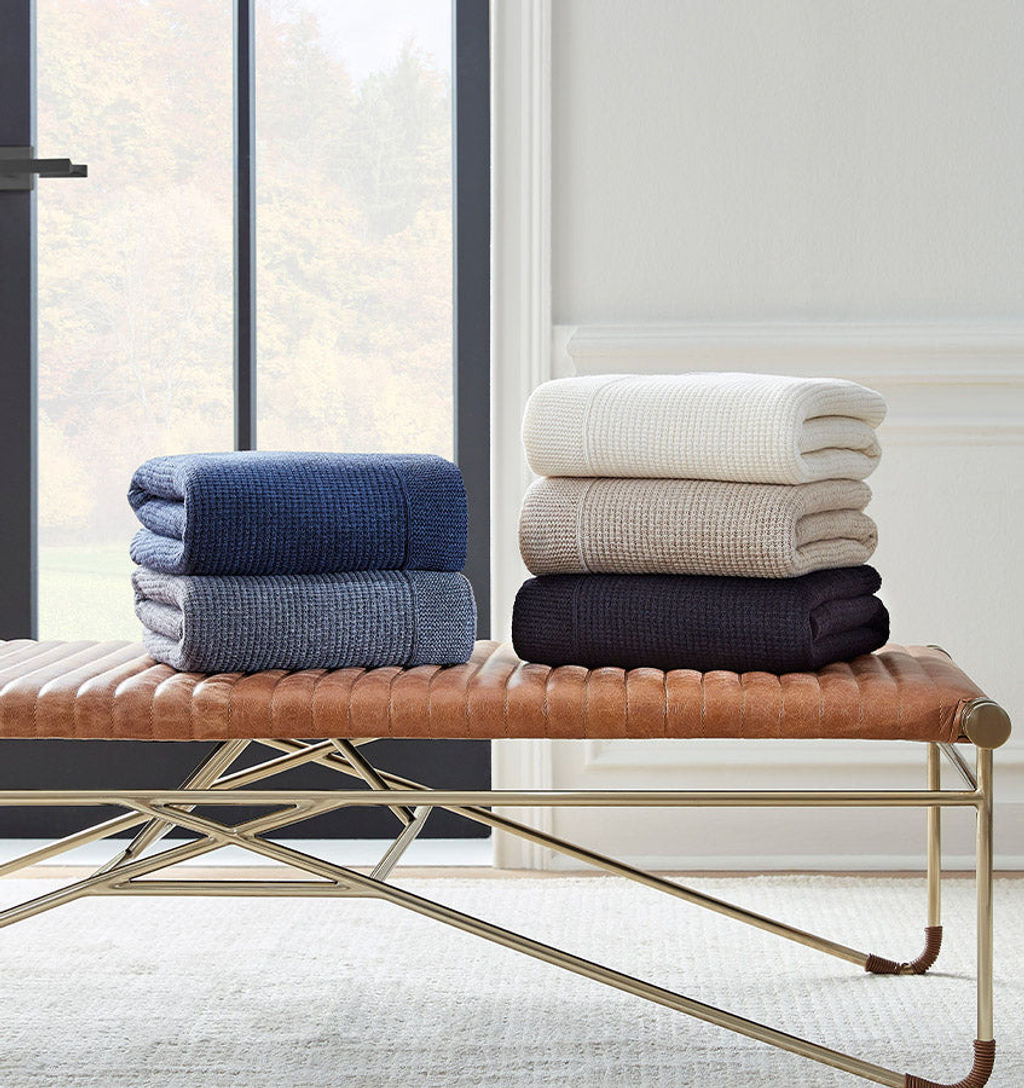 Pettra Throw, Eggshell