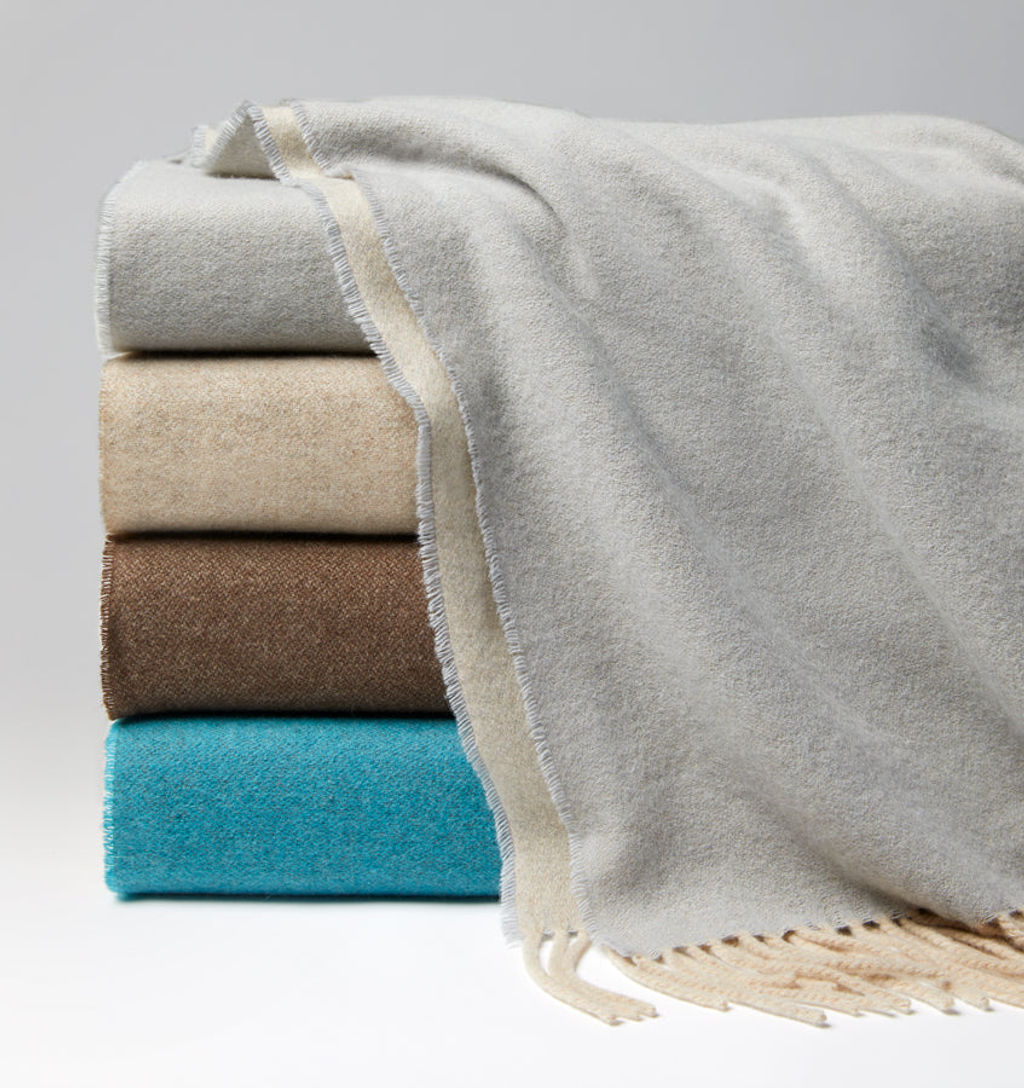 Renna Throw, Natural
