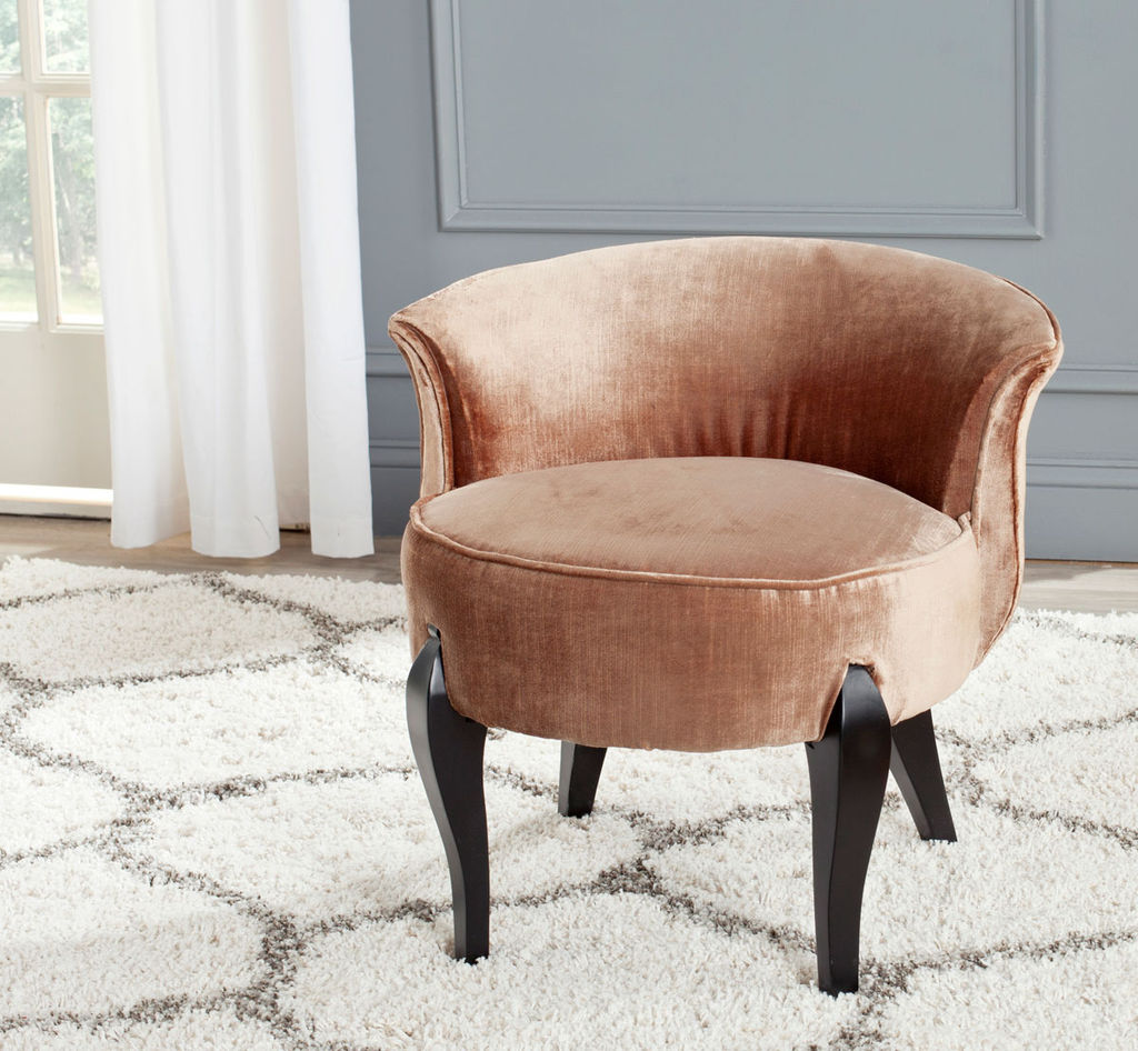 Mora Chair