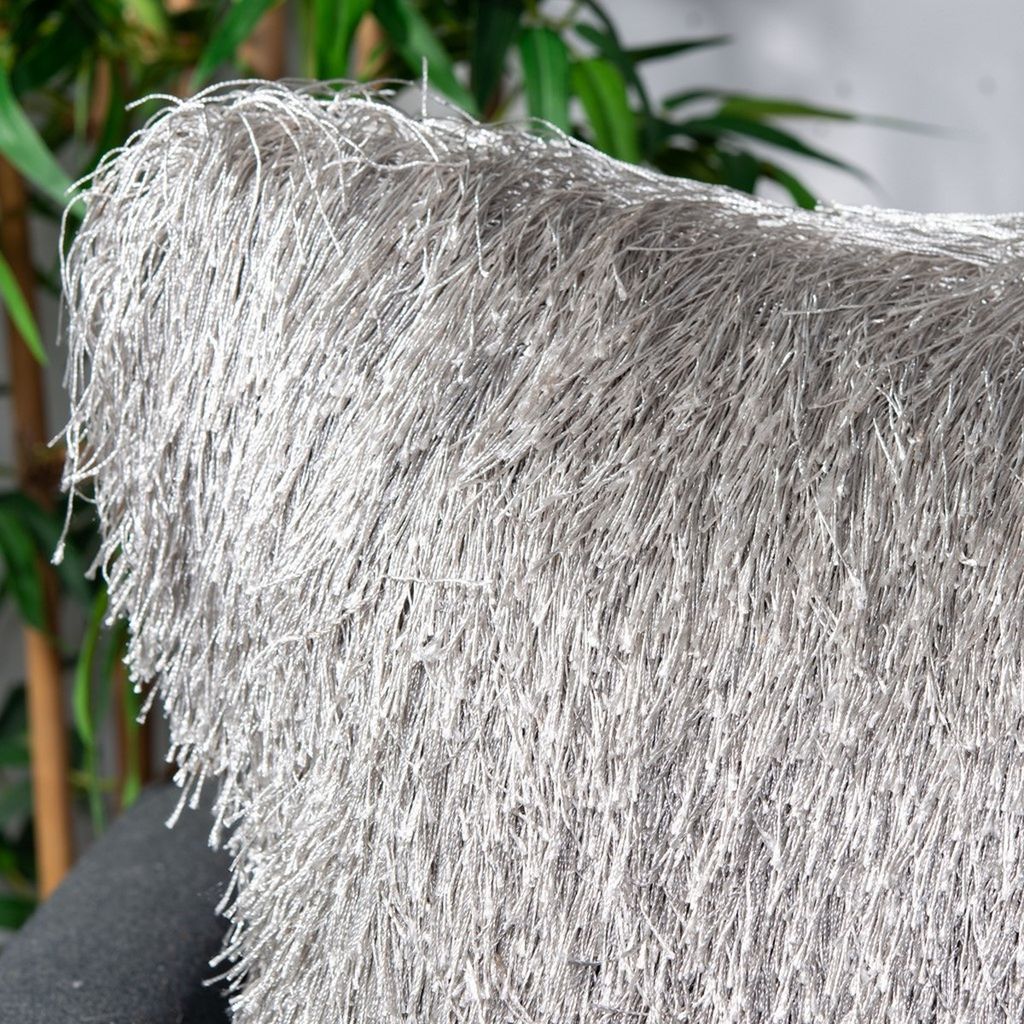 Indoor / Outdoor Shag, 24" X 14", Silver