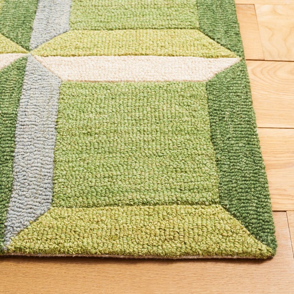 Genre Large Rectangle 8' X 10', Green / Beige