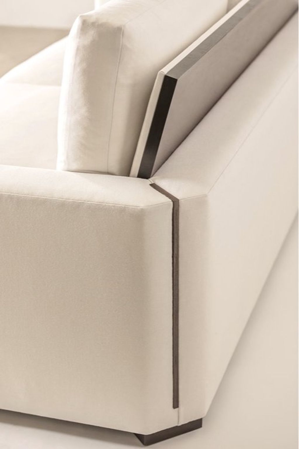 Jude Sofa