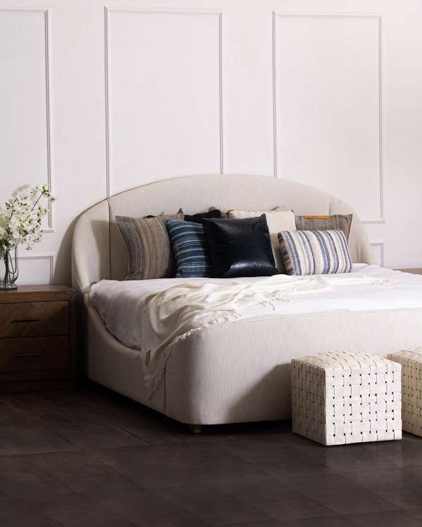 Bed Grace, King