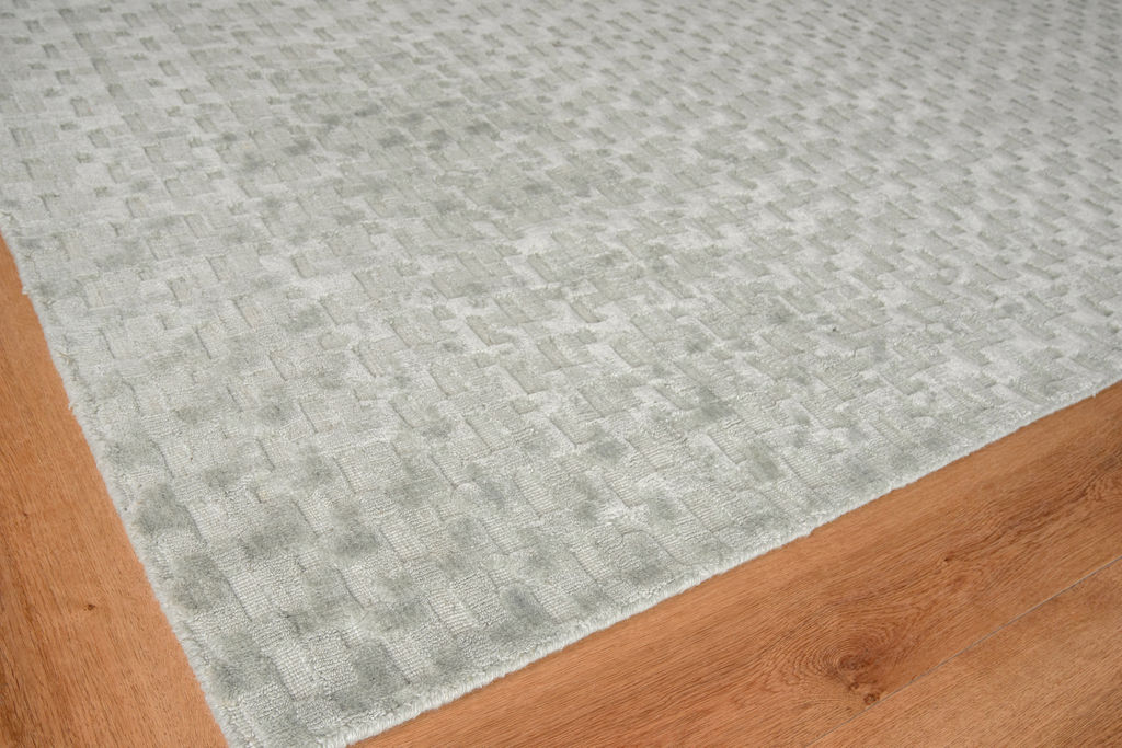Silk Light Green Rug