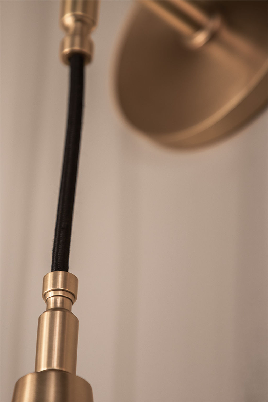 Alva 1 Light Wall Sconce, Aged Brass, 11.25"