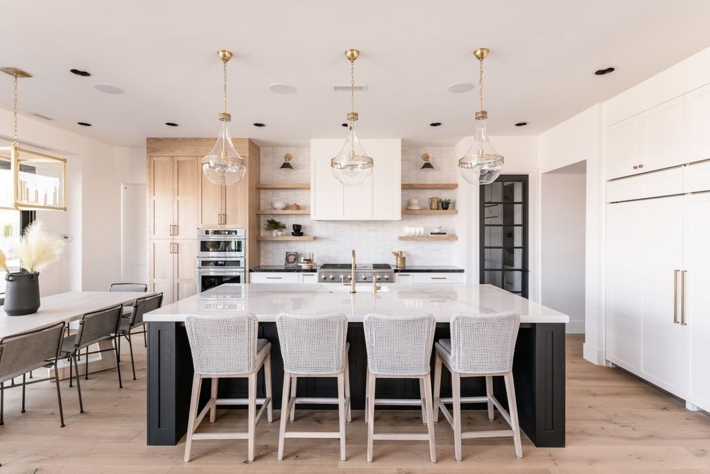 Humboldt Pendant Light