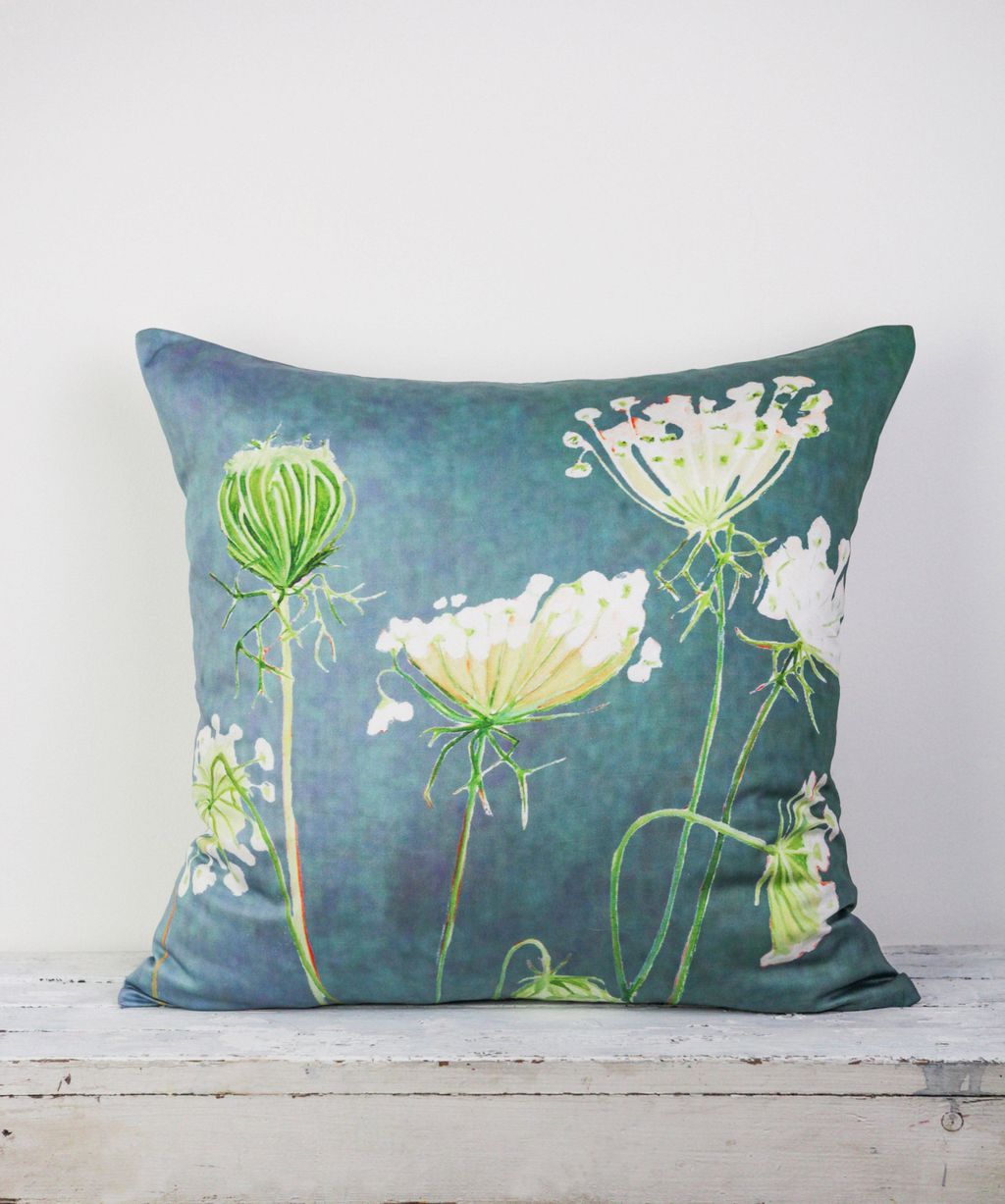 Preview image for Throw Pillow: Queen Anne's Lace On Teal