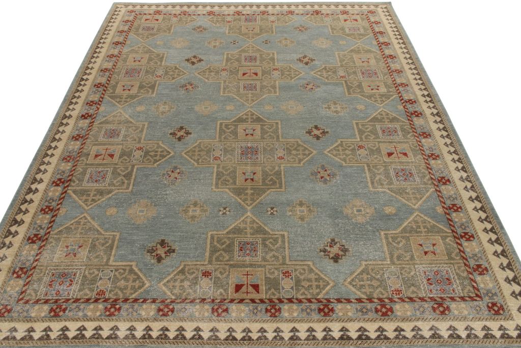 Distressed Style Modern Rug In Blue, Green, Gold, Red Geometric Pattern