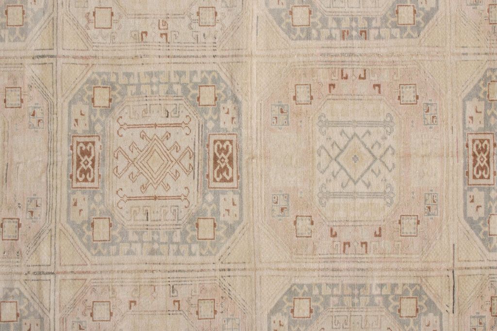 Handwoven Mid-Century Vintage Kilim Rug In Beige Geometric All Over Pattern