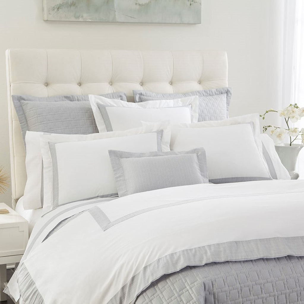 Preview image for Terra Fl/Qn Flat Sheet 95" X 115", White/Khaki