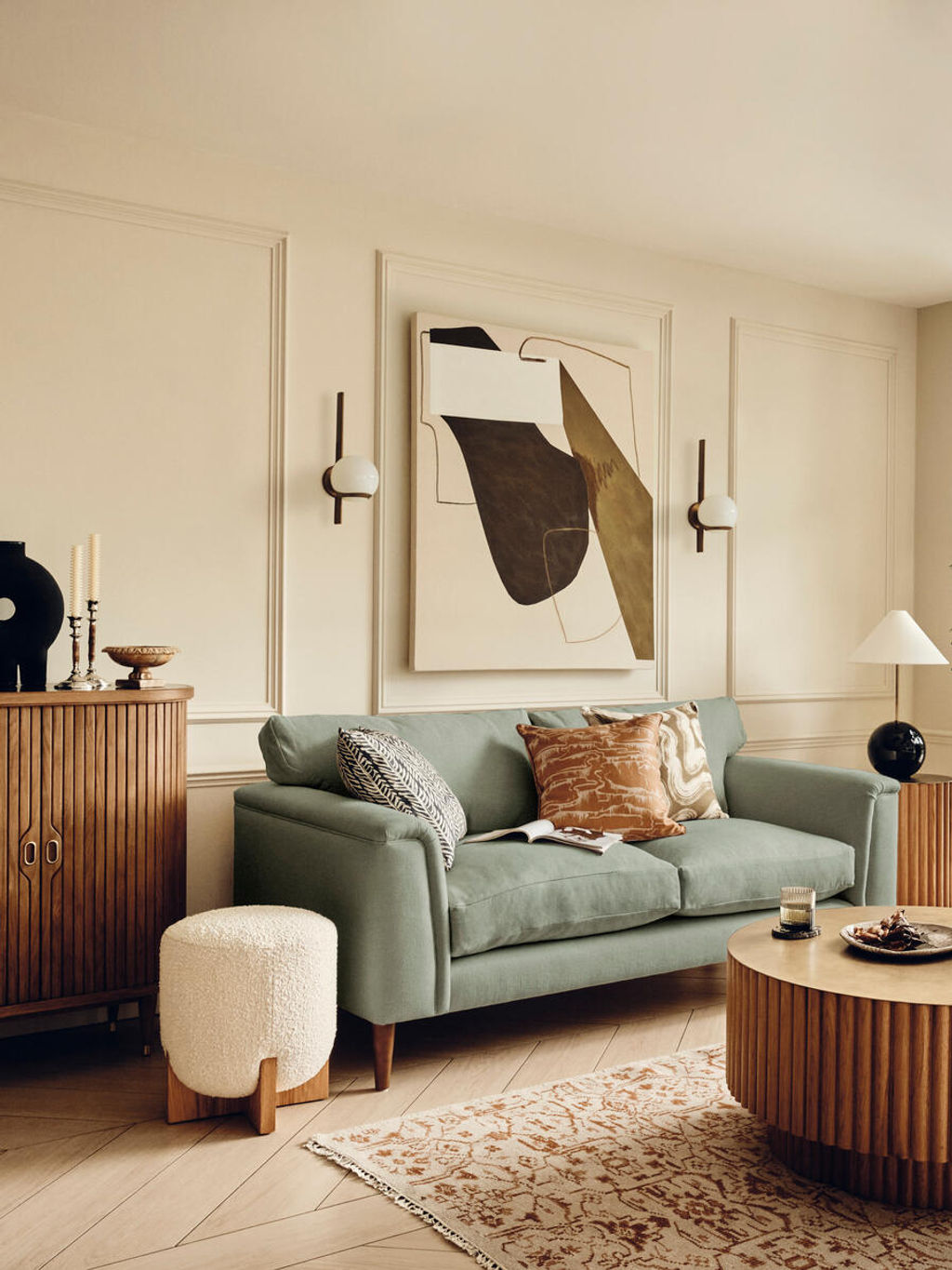 Brooke Wall Light, Us