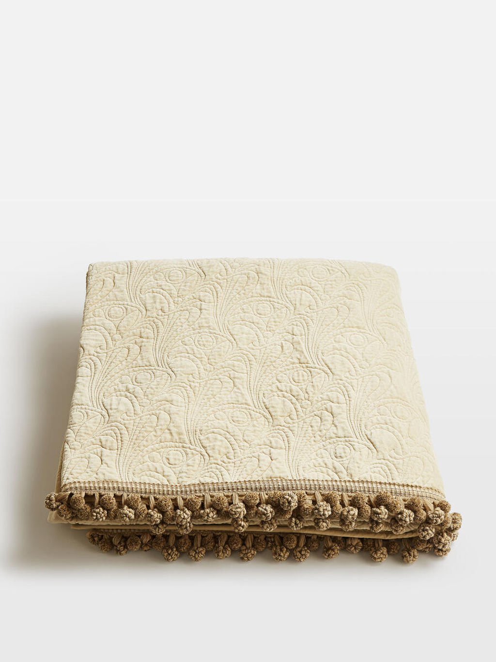 Preview image for Obie Bedspread Cream, 240 X 260Cm
