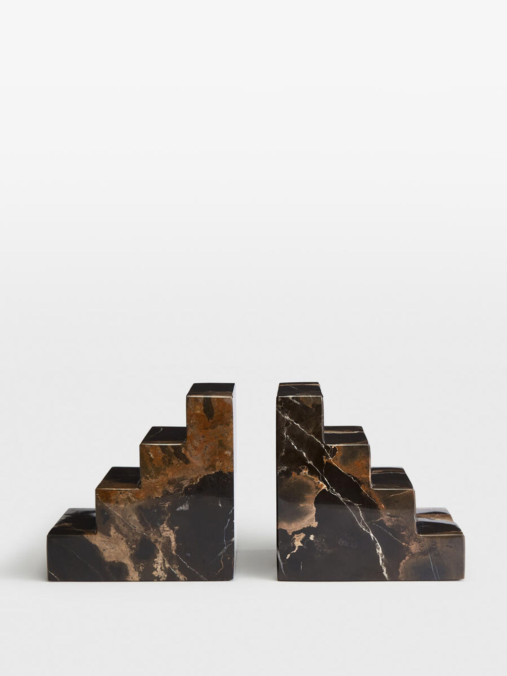 Preview image for Turni Bookends