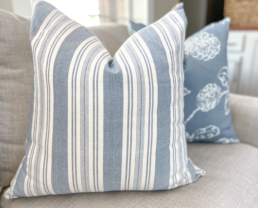 Preview image for Collins 20" X 20" Pillow Cover
