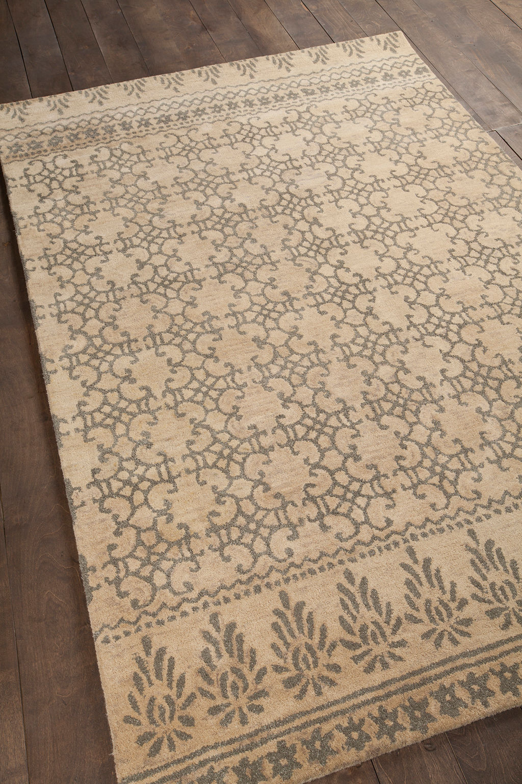 Neutral 7'9" x 10'6" Rug
