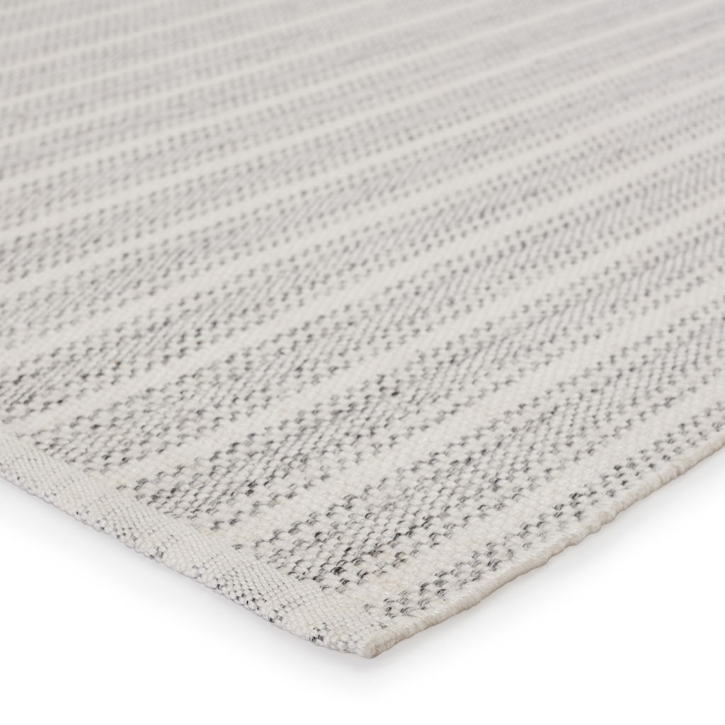 Elis Indoor/ Outdoor Striped Light Gray/ Ivory Area Rug (8'X10')