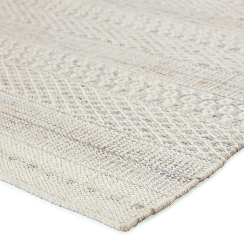 Lenna Indoor/ Outdoor Tribal Cream/ Light Gray Area Rug (8'X10')