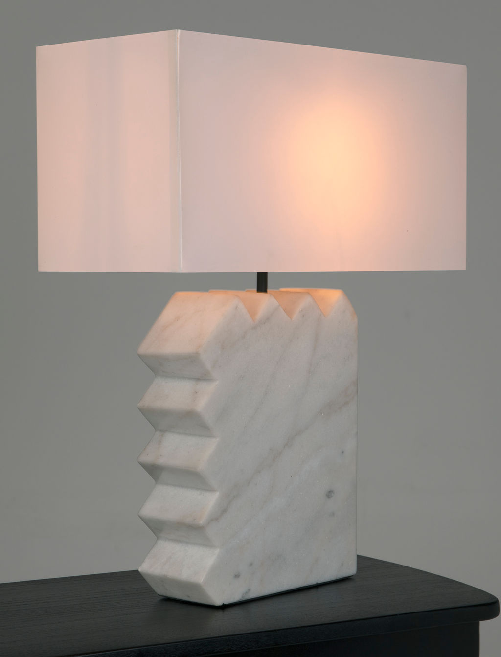 Gaheris Table Lamp With Shade