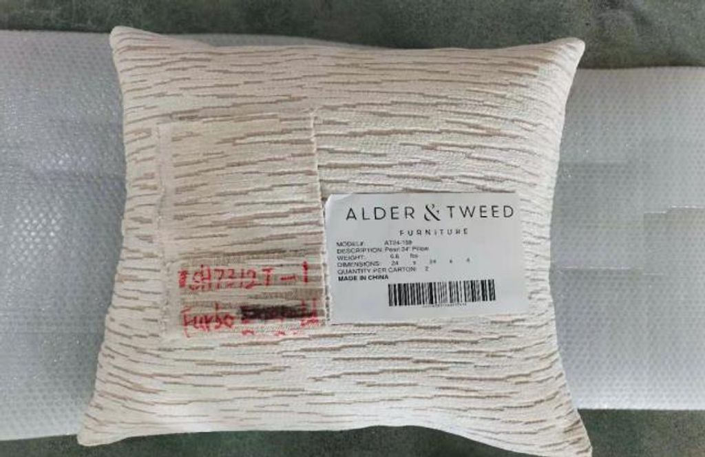 Pearl 24" Pillow