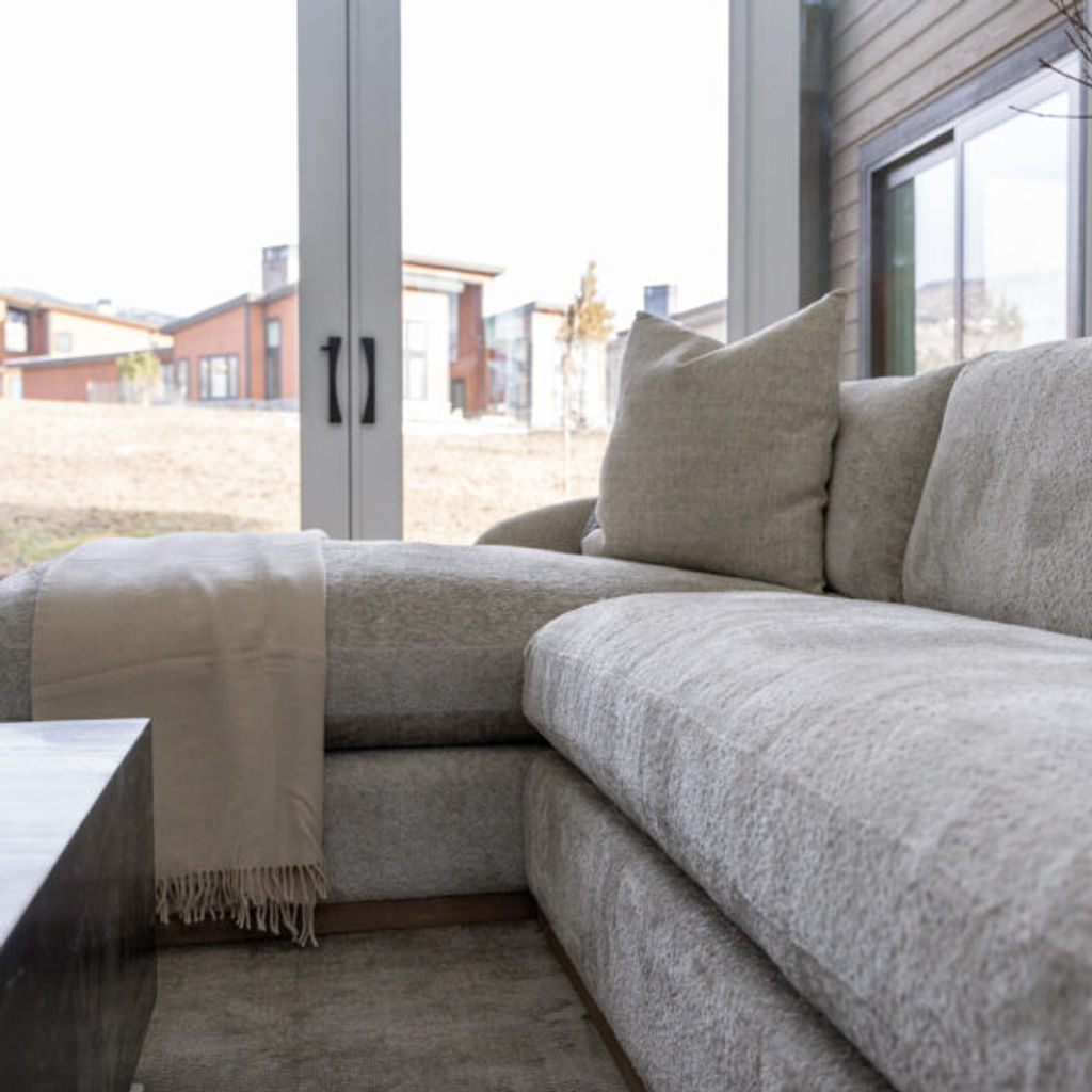 Preview image for Laf Beckham Sectional In Fethered Steel