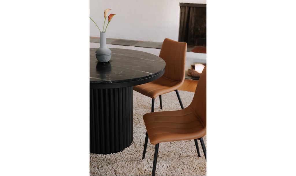 Tower Dining Table, Black