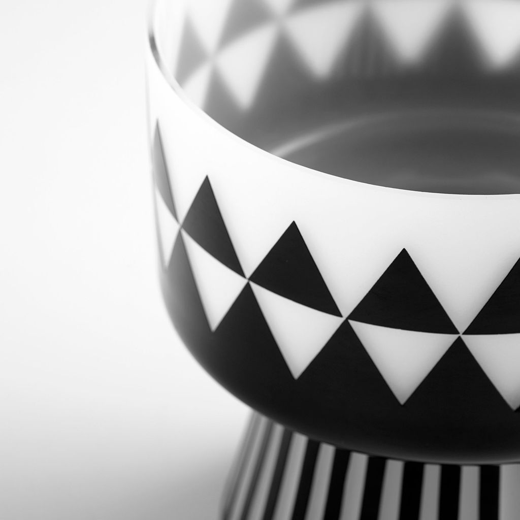 Living Rom Vase, Black And White, Small