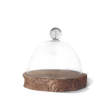 Traditional Cutting Board With Glass Dome