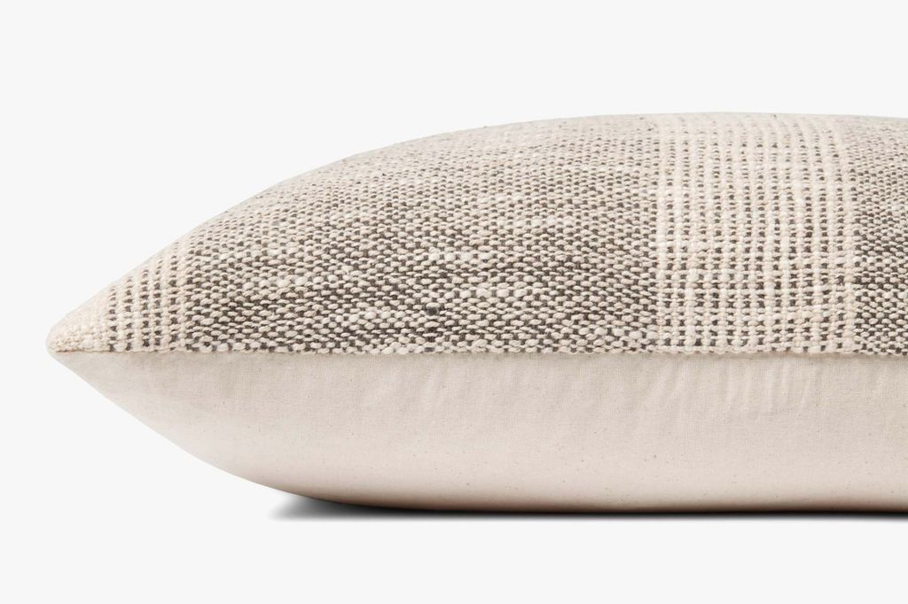 Par0005 Charcoal / Ivory 18'' X 18", Poly-Filled