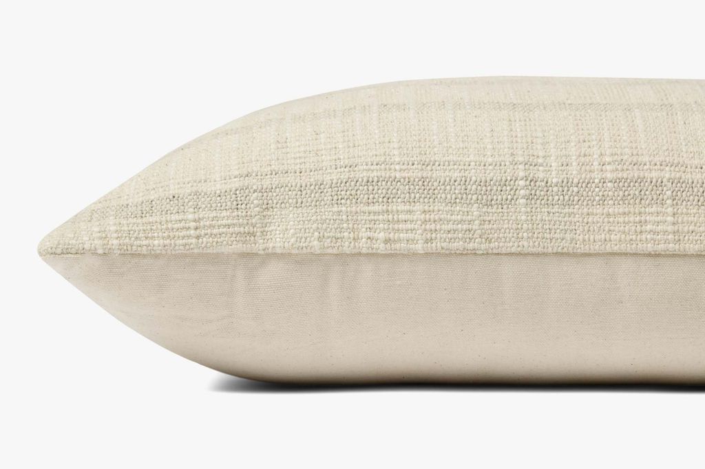 Par0006 Ivory / Grey 18'' X 18", Poly-Filled