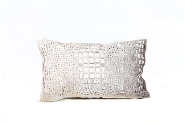 Cushion Laser Cowhide Filigree 12X20" Grey
