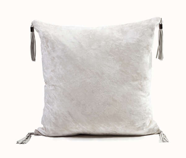 Cushion Velvet Cowhide Charleston 20" Cloud Dancer
