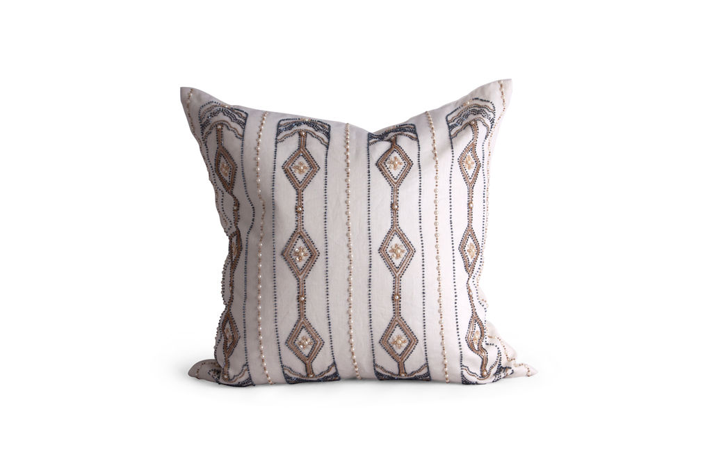 Elie Pillow, Cover Only