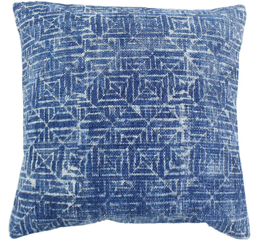 Romulo Pillow