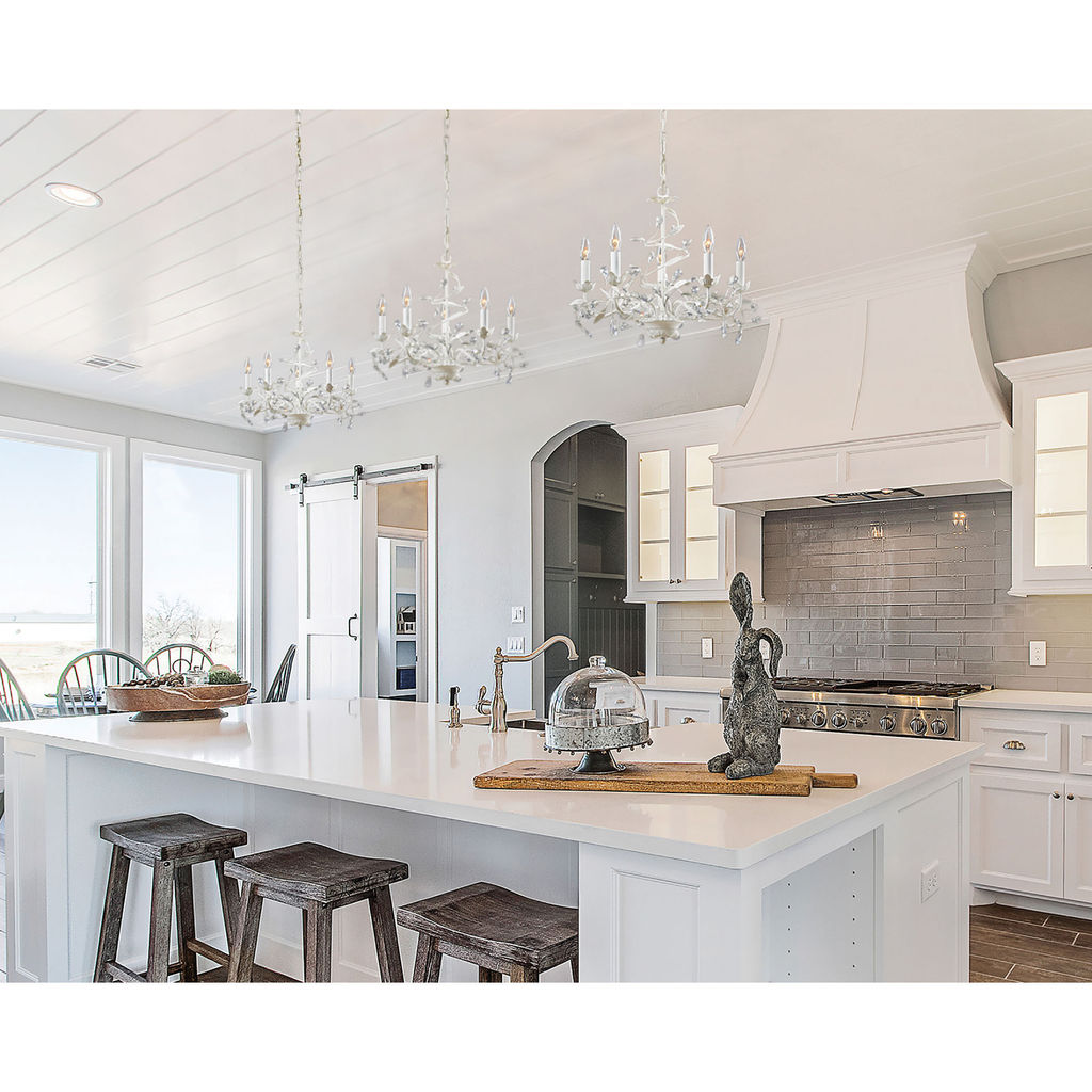 Circeo 5-Light Chandelier In Antique White With Crystal