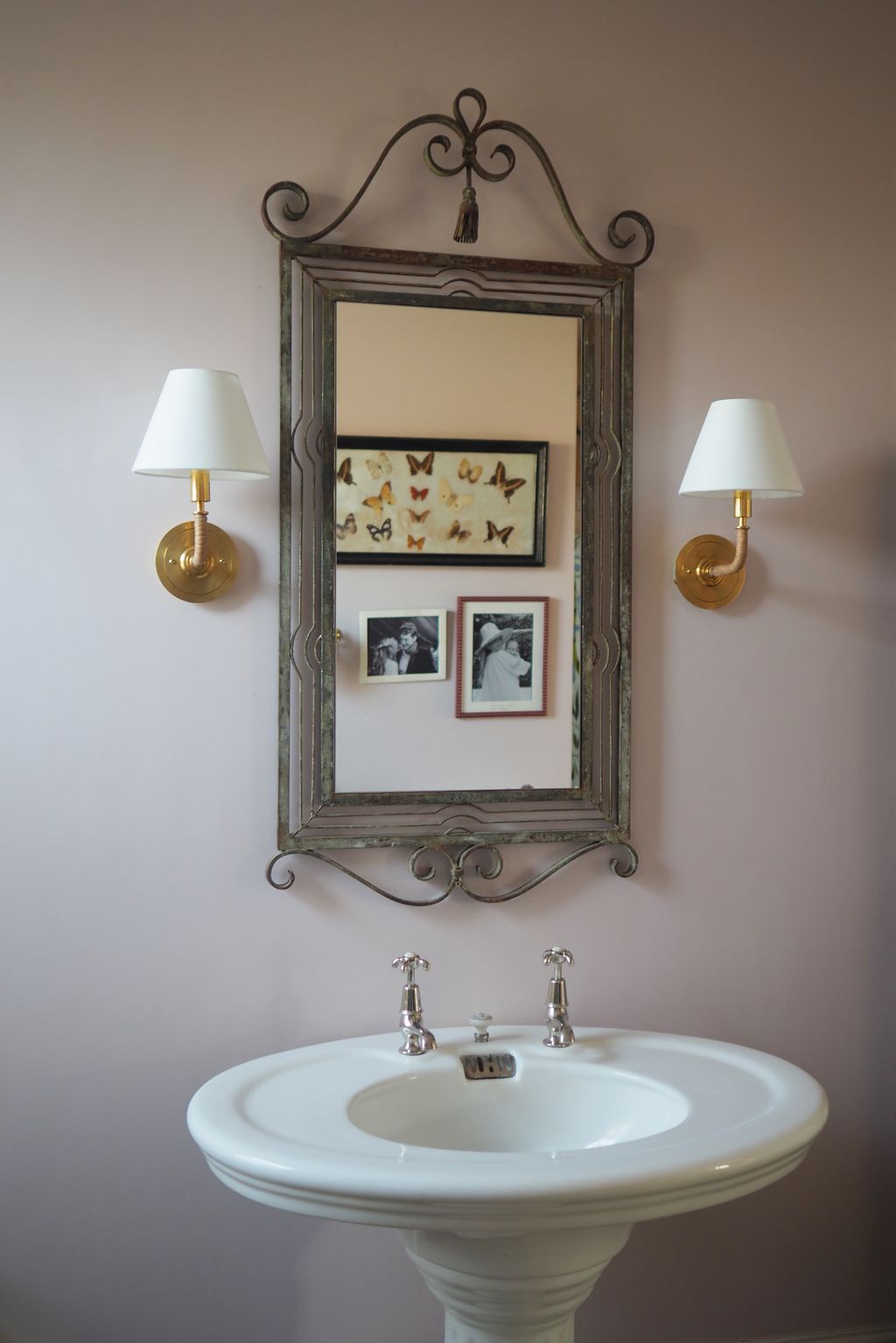 Curves No.1 1 Light Wall Sconce, Aged Bronze Body, Off White Shade
