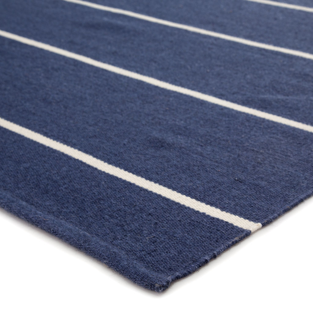 Jaipur Living Corbina Indoor/ Outdoor Stripe Dark Blue/ Ivory Area Rug (8'10"X11'9")