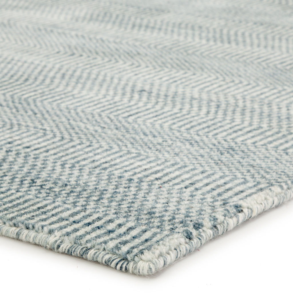 Hand-loomed Area Rug (8'X10')