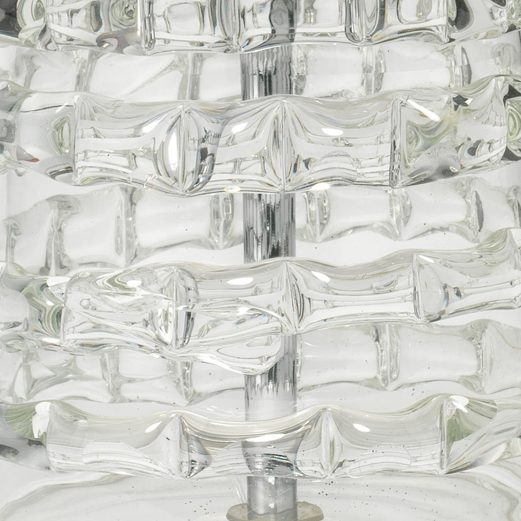 Tall Ribbon Table Lamp In Clear Glass With Medium Drum Shade In White Linen
