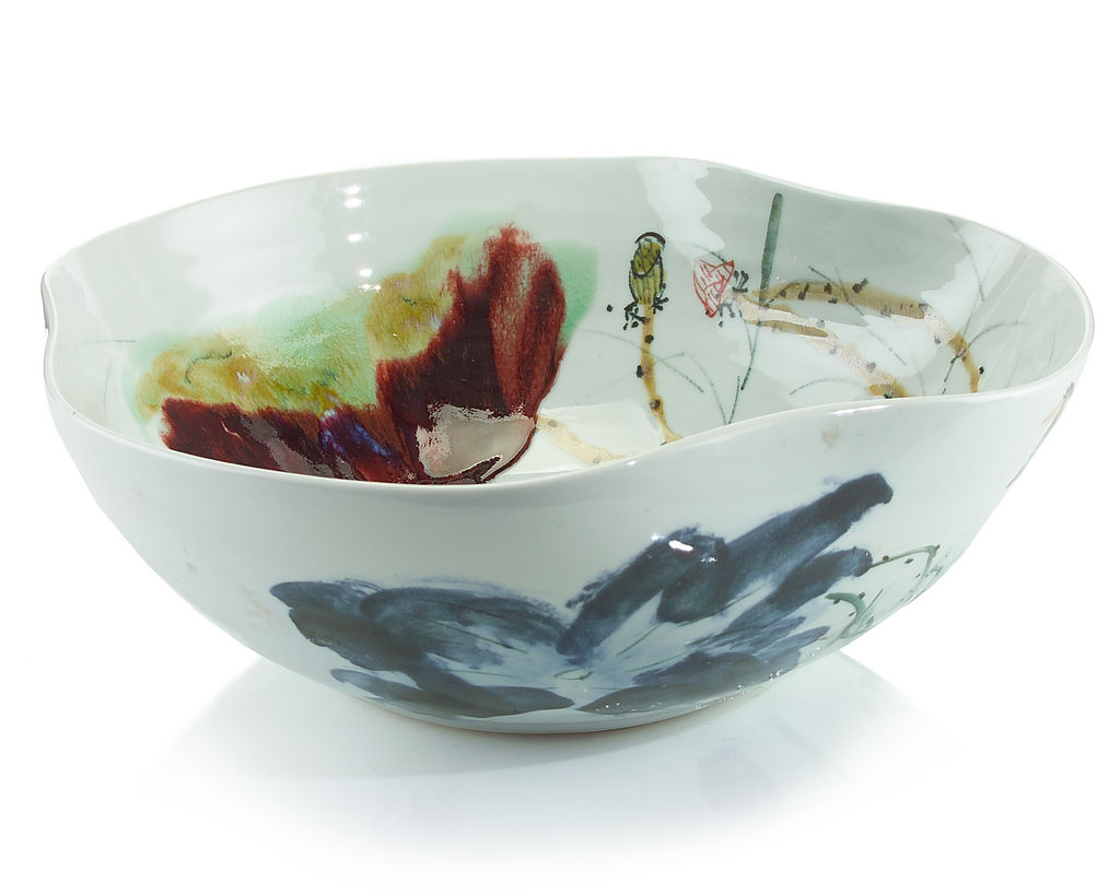 Curled-Rim Porcelain Bowl