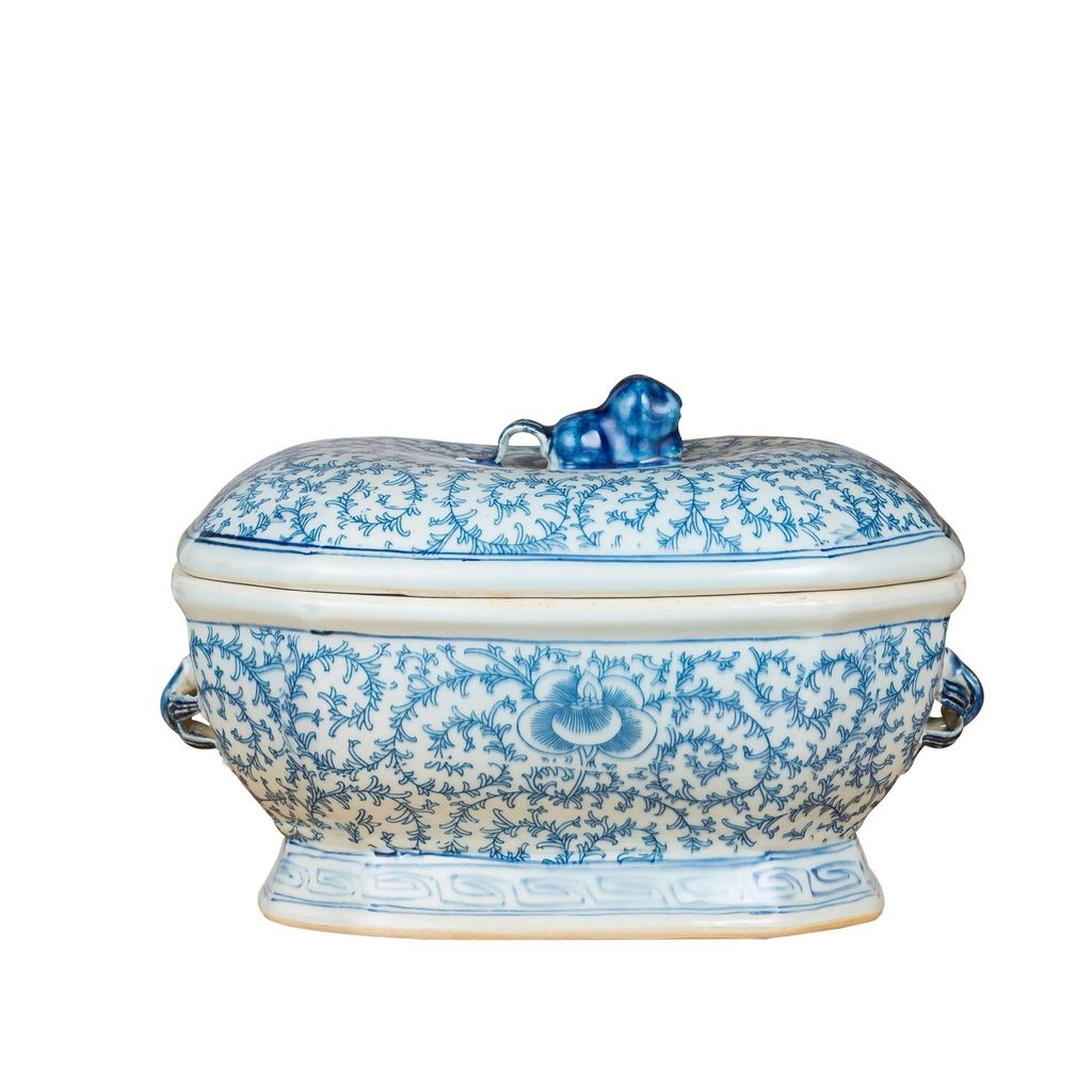 Oval Fruit Jar w/Squirrel Lid